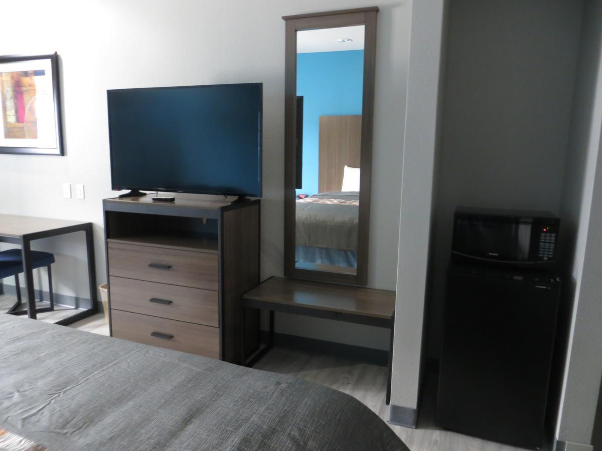 Haven Inn & Suites Willowbrook (Adults Only) Хьюстон Экстерьер фото