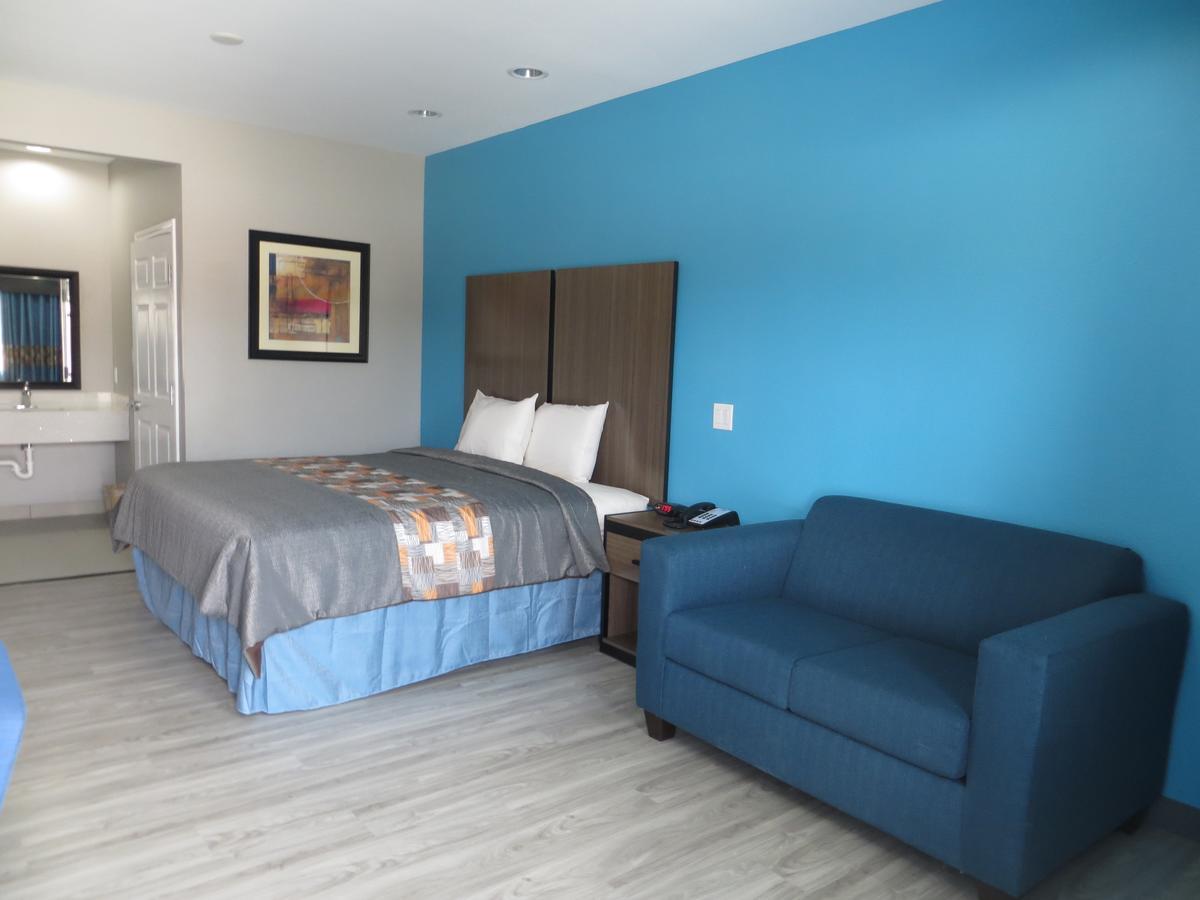 Haven Inn & Suites Willowbrook (Adults Only) Хьюстон Экстерьер фото