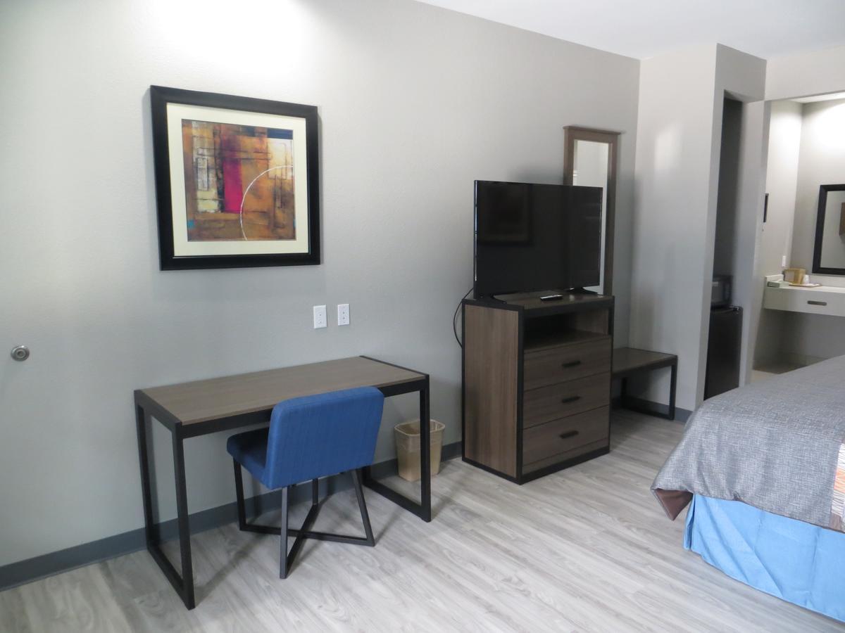 Haven Inn & Suites Willowbrook (Adults Only) Хьюстон Экстерьер фото