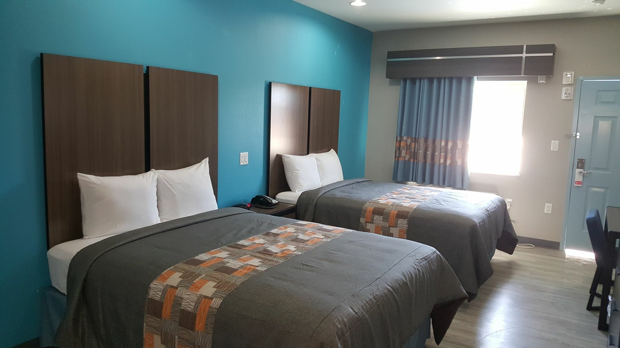 Haven Inn & Suites Willowbrook (Adults Only) Хьюстон Экстерьер фото